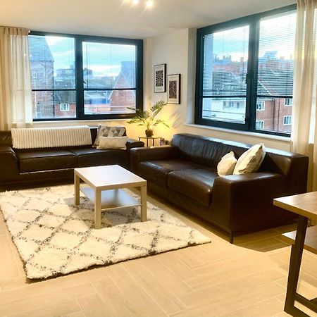 Large Stylish 3 Bedroom City Centre Apartment Free Secure Parking 利物浦 外观 照片