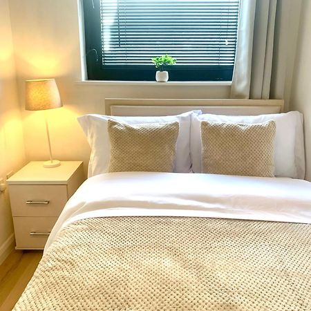 Large Stylish 3 Bedroom City Centre Apartment Free Secure Parking 利物浦 外观 照片