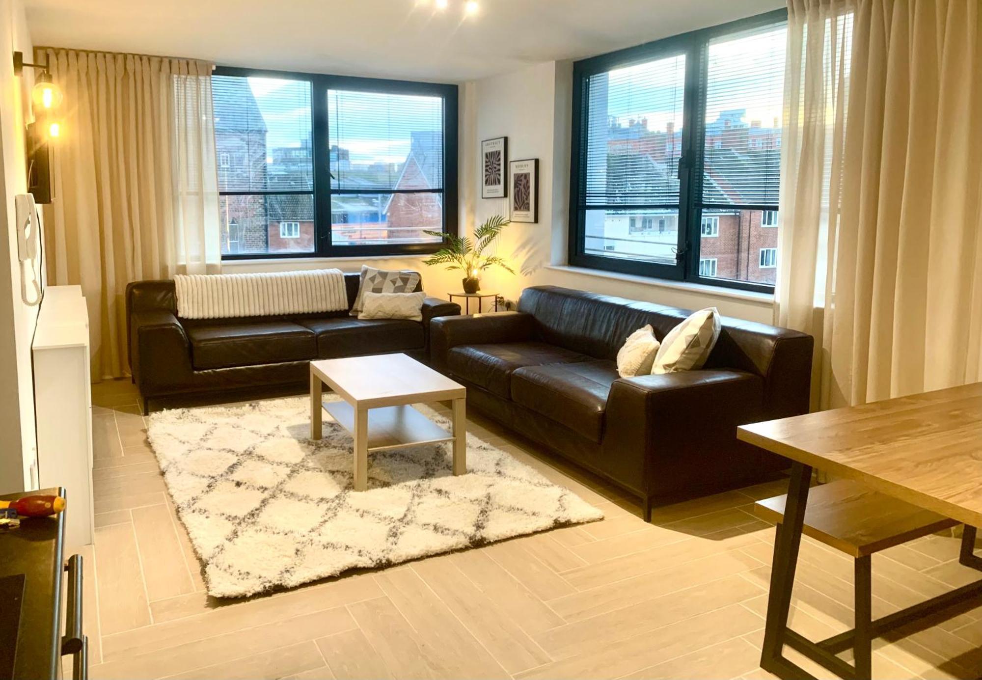 Large Stylish 3 Bedroom City Centre Apartment Free Secure Parking 利物浦 外观 照片