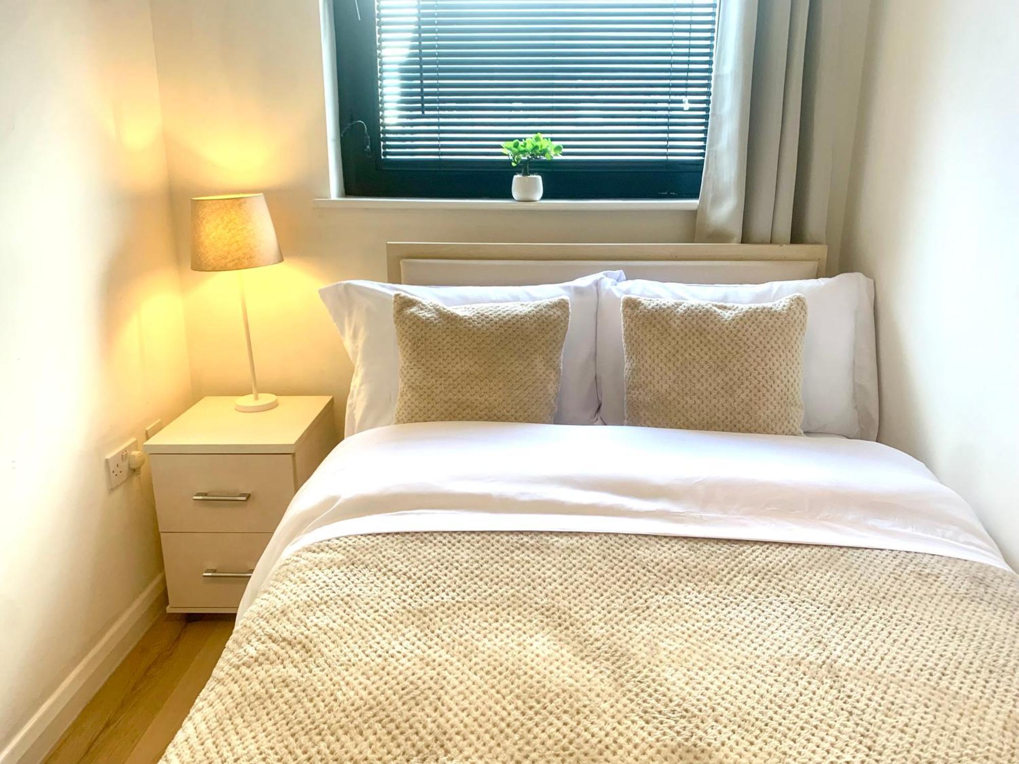 Large Stylish 3 Bedroom City Centre Apartment Free Secure Parking 利物浦 外观 照片